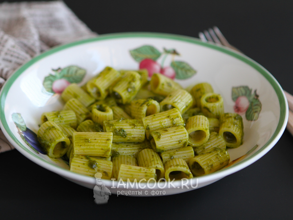 Паста с зеленым соусом, рецепт с фото