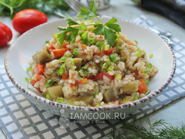 Рис с баклажанами в мультиварке, рецепт с фото