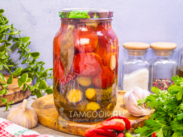 Огурцы с помидорами на зиму без уксуса, рецепт с фото