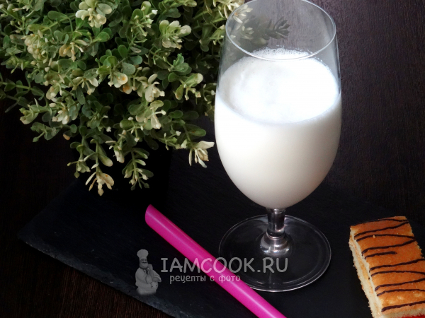 Коктейль со сгущенкой (молочный), рецепт с фото