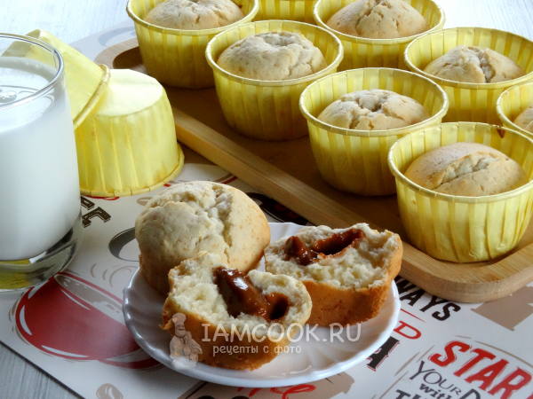 Маффины с вареной сгущенкой, рецепт с фото