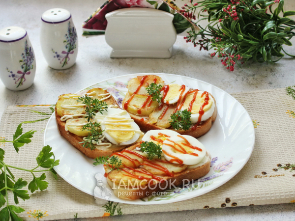 Гренки с картошкой и яйцом, рецепт с фото