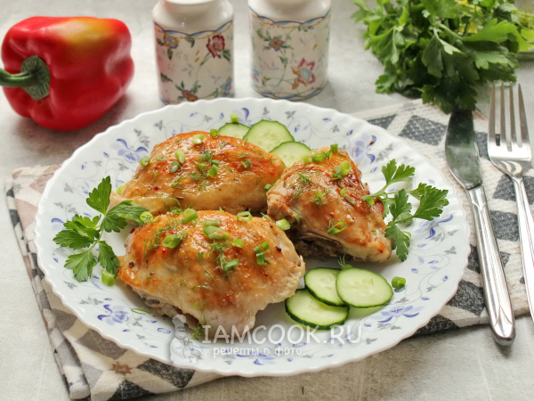 Куриные бедра в кефире в духовке, рецепт с фото
