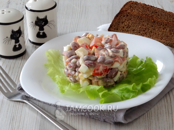 Салат с красной фасолью и помидорами, рецепт с фото