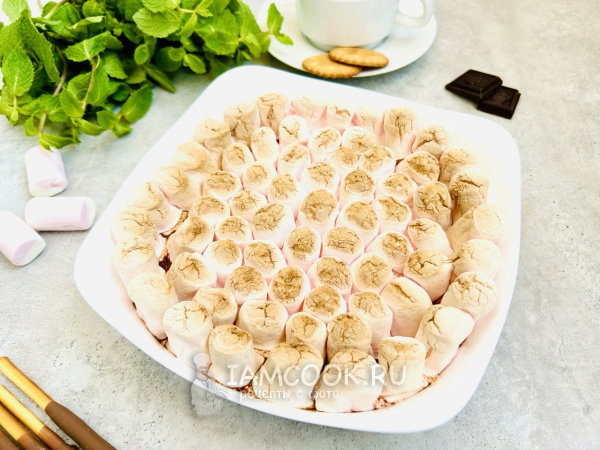 Десерт с шоколадом и маршмеллоу в духовке, рецепт с фото