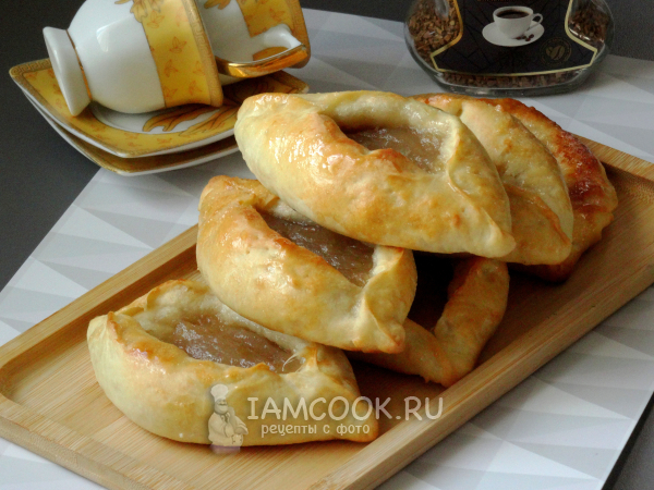 Расстегай с повидлом, рецепт с фото