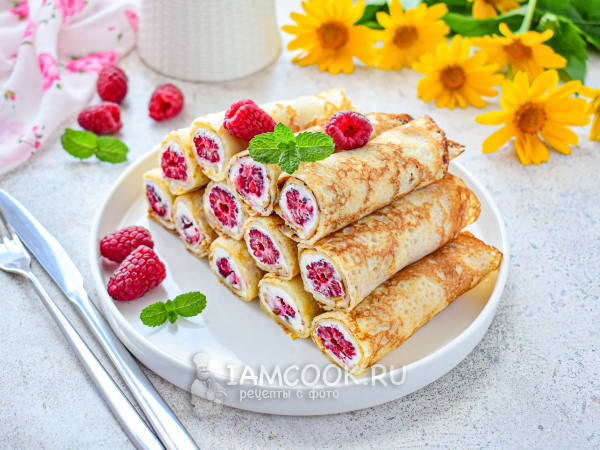 Блины с маскарпоне и малиной, рецепт с фото