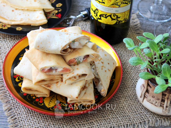 Блины с копченой рыбой, рецепт с фото