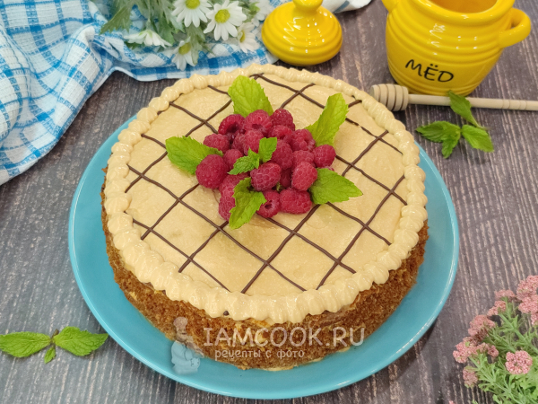 Медовик с малиной, рецепт с фото