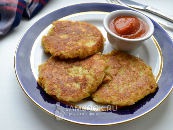 Постные оладьи из картофельного пюре, рецепт с фото