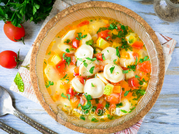 Суп с пельменями и овощами, рецепт с фото