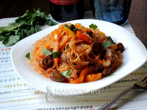 Куриные сердечки с фунчозой, рецепт с фото