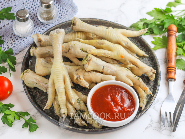 Вареные куриные лапки, рецепт с фото