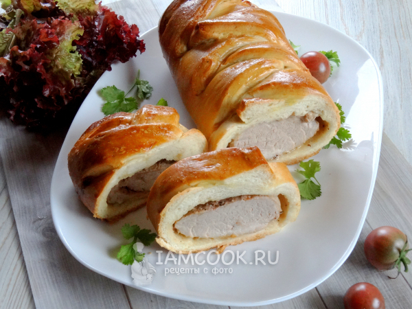 Свиная вырезка в слоеном тесте, рецепт с фото