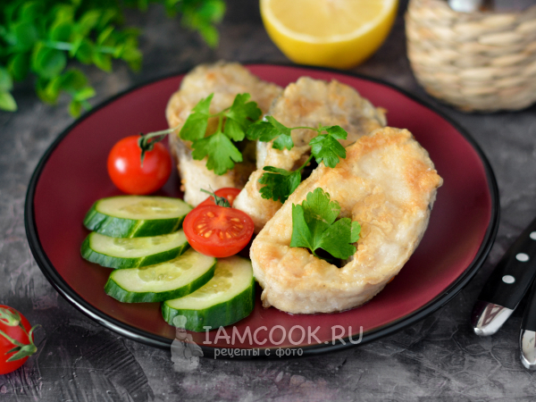 Жареная пикша (в муке, на сковороде), рецепт с фото