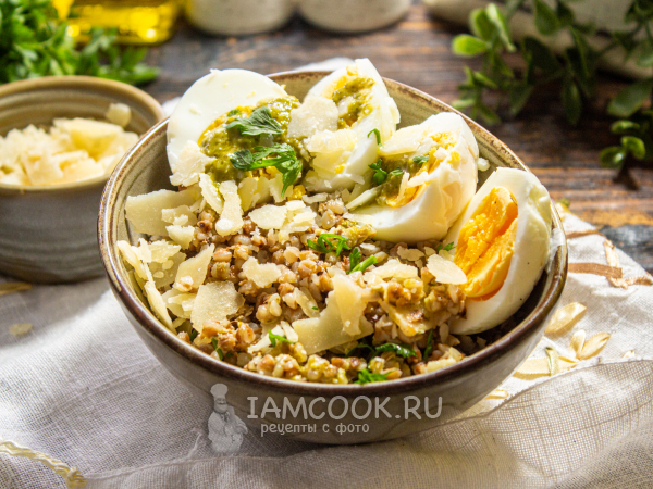 Гречка с пармезаном и яйцом, рецепт с фото