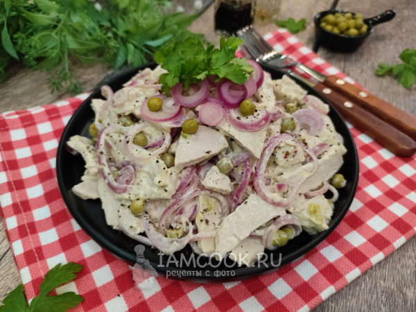 Мужской салат со свининой и маринованным луком, рецепт с фото