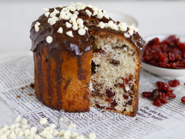 Шоколадный кулич с клюквой, рецепт с фото