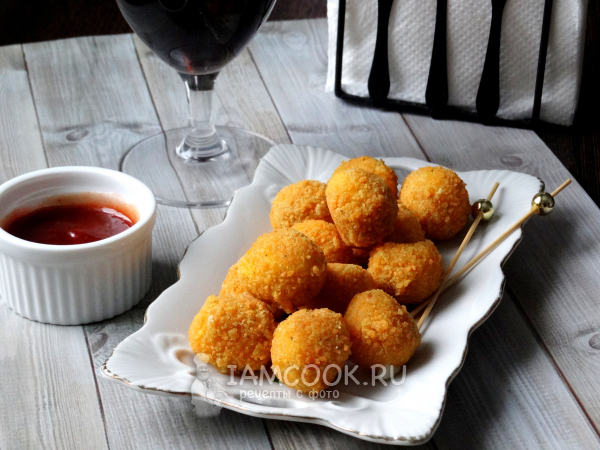 Сырные шарики из моцареллы, рецепт с фото