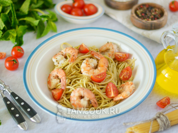 Паста с креветками в соусе песто, рецепт с фото