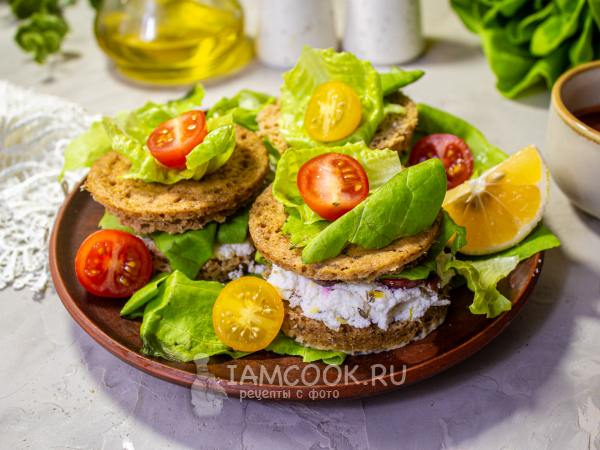 Булочка из тунца, рецепт с фото