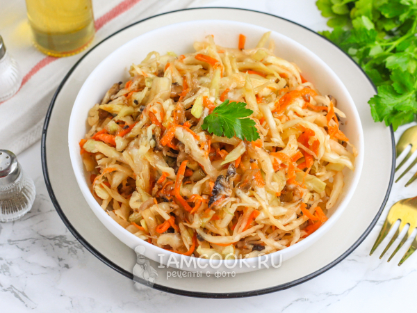 Квашеная капуста с грибами, рецепт с фото