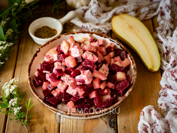 Салат из свеклы с грушей и сыром, рецепт с фото