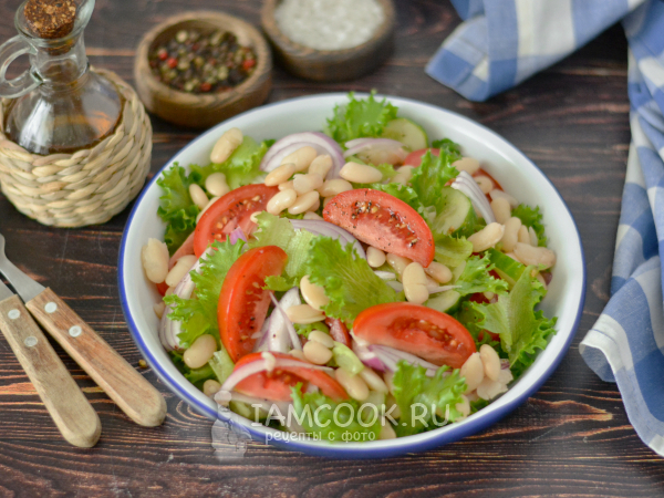 Салат с фасолью, огурцом и помидором, рецепт с фото