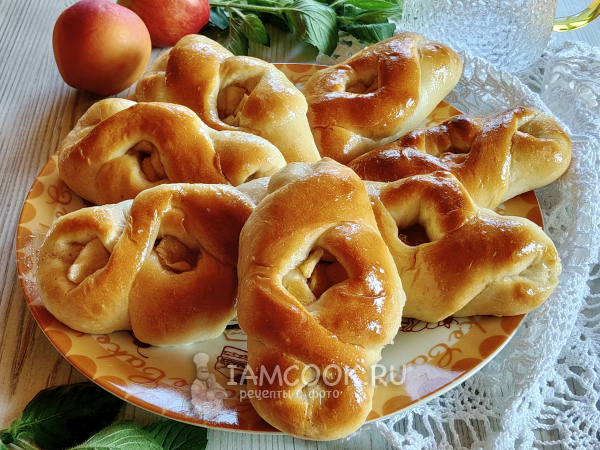 Постные булочки с яблоком, рецепт с фото