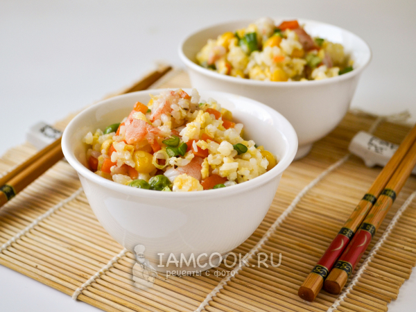 Жареный рис по-янчжоуски, рецепт с фото
