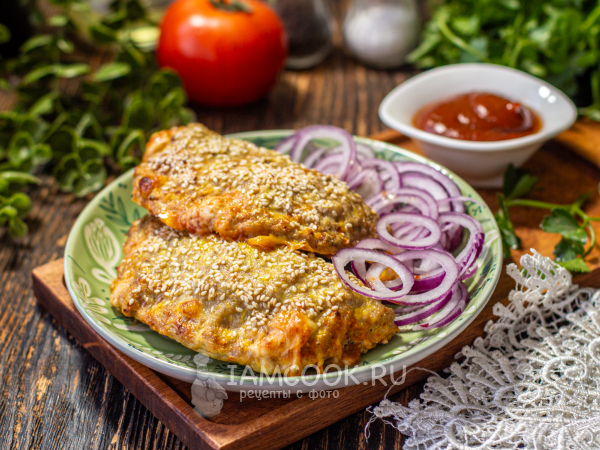 Чебуреки из куриного фарша в духовке, рецепт с фото