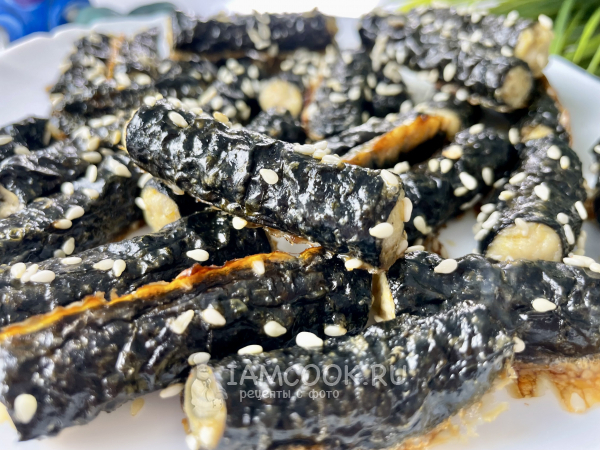 Закуска из куриного филе с нори в духовке, рецепт с фото