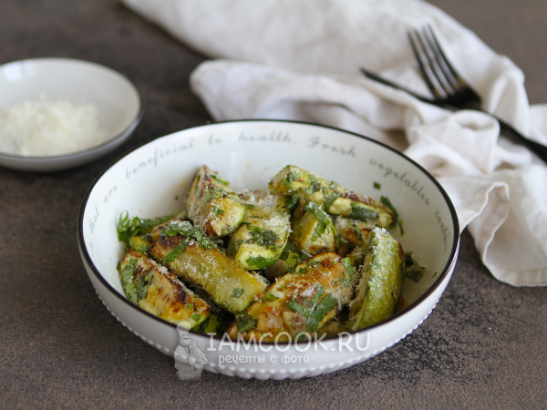 Кабачки с чесноком и сыром в аэрогриле, рецепт с фото