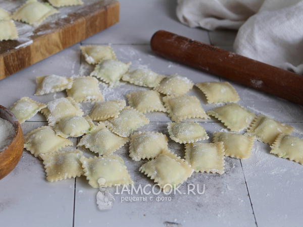 Равиоли с брокколи, рецепт с фото