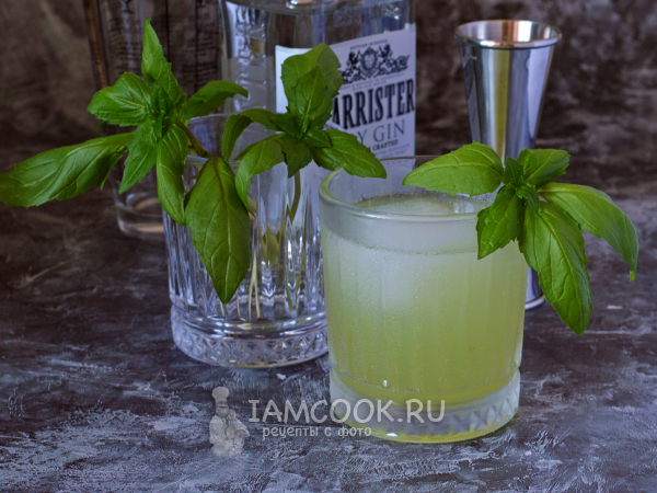 Коктейль Бэзил смэш (Базиликовый смэш), рецепт с фото