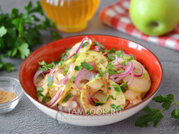 Салат из яблок и лука, рецепт с фото