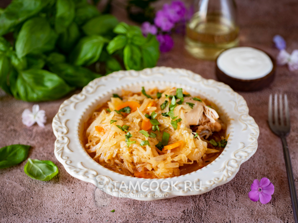 Капуста с курицей в афганском казане, рецепт с фото