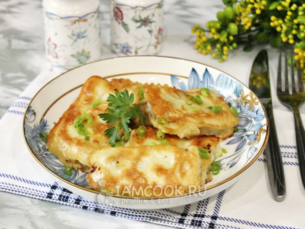 Минтай в брикетах в мультиварке, рецепт с фото