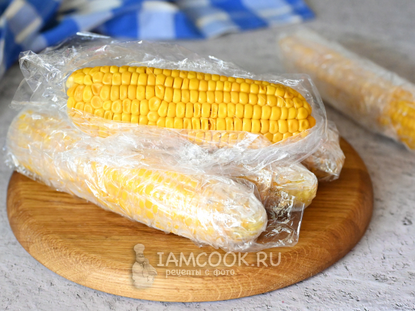 Кукуруза в початках на зиму (замороженная), рецепт с фото