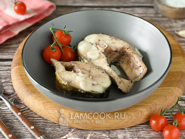 Тушеная кефаль (на сковороде), рецепт с фото