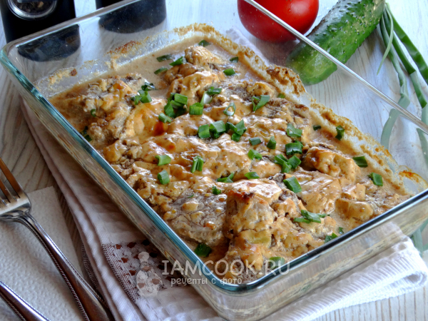 Свинина в сметане в духовке, рецепт с фото