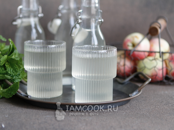 Компот из яблок с мятой, рецепт с фото