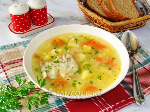 Уха из минтая в мультиварке, рецепт с фото