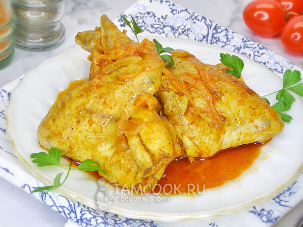 Куриные крылышки в томатном соусе на сковороде, рецепт с фото