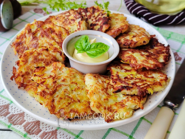 Драники из репы и картофеля, рецепт с фото