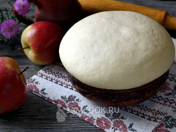 Тесто на топлёном масле (дрожжевое), рецепт с фото