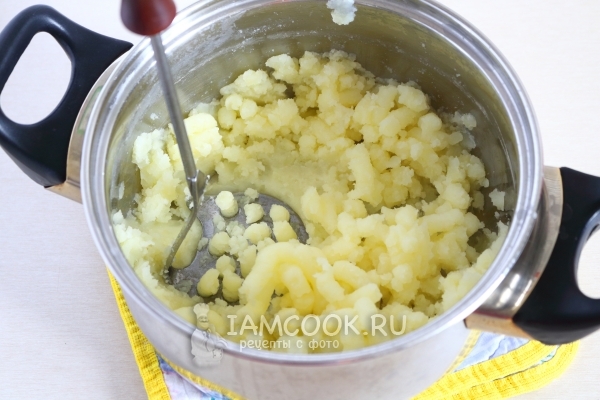 Потолочь картофель