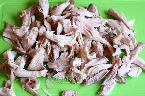 Разделить мясо на кусочки