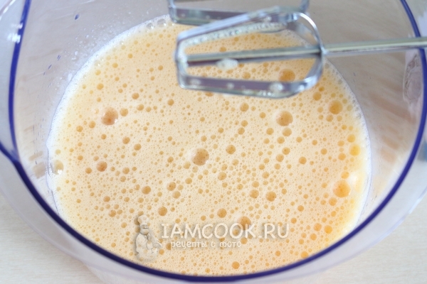 Взбить яйца