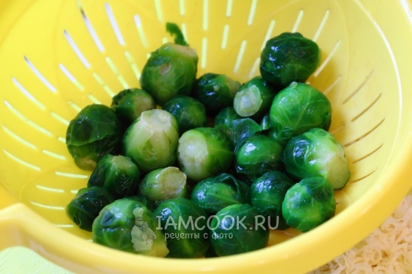 Разморозить брюссельскую капусту